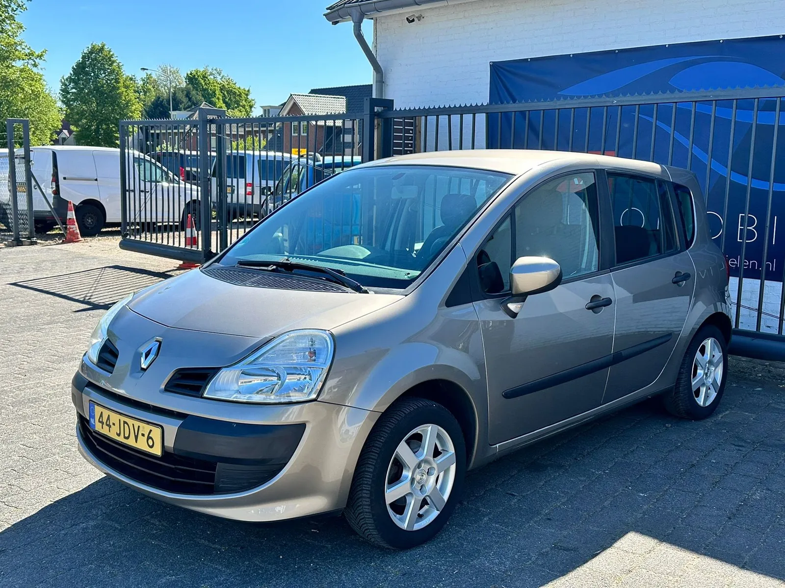 Renault Grand Modus (2009) — foto 1
