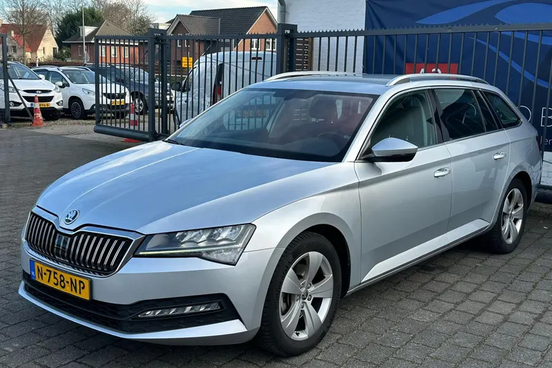 Škoda Superb (2021)