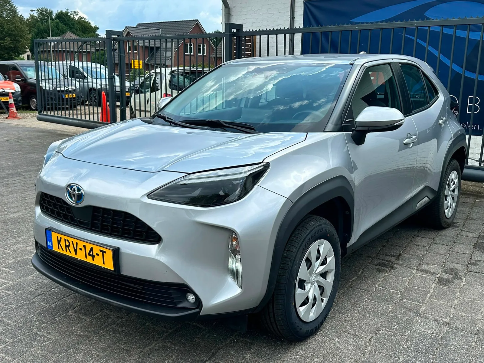 Toyota Yaris Cross (2024) — foto 1