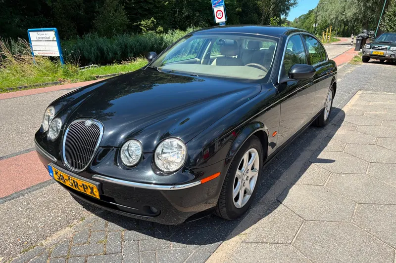 Jaguar S-Type (2006)