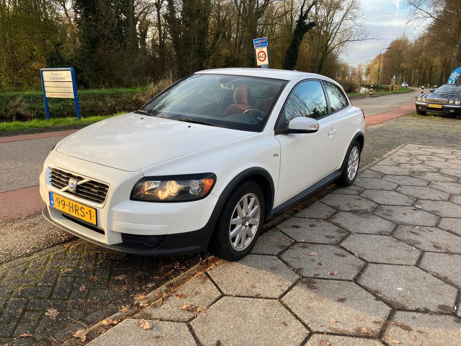 Volvo C30 (2009) — foto 1