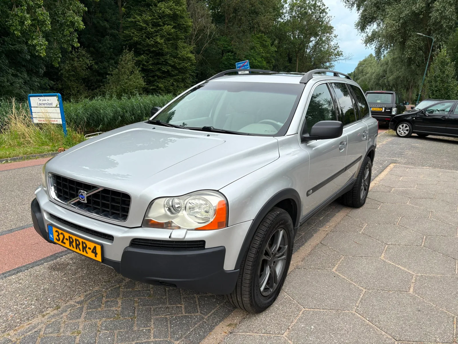 Volvo XC90 (2004) — foto 1
