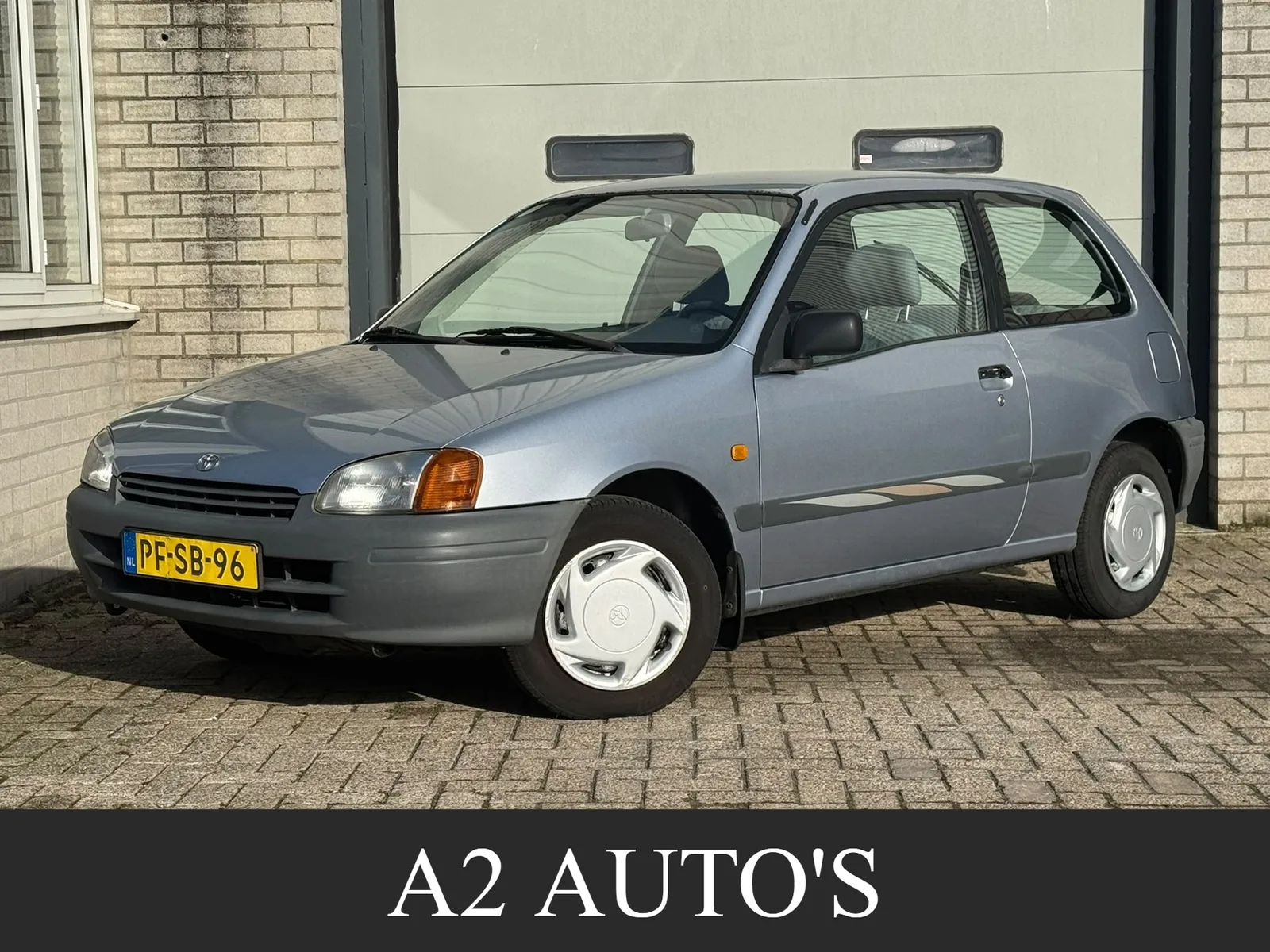Toyota Starlet (1996) — foto 1