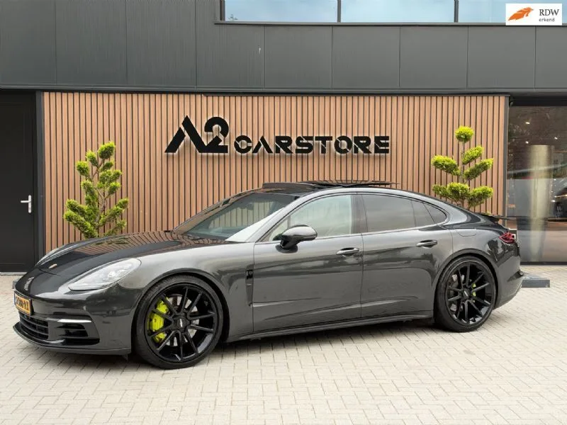 Porsche Panamera (2017) — foto 1