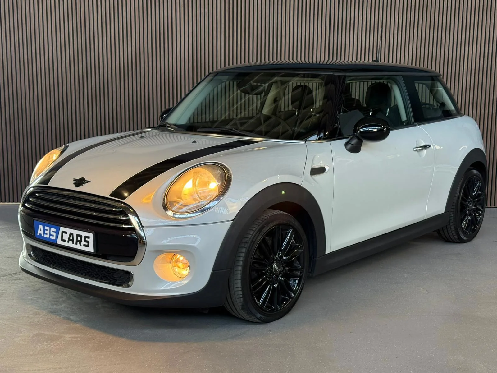 MINI  (2014) — foto 1