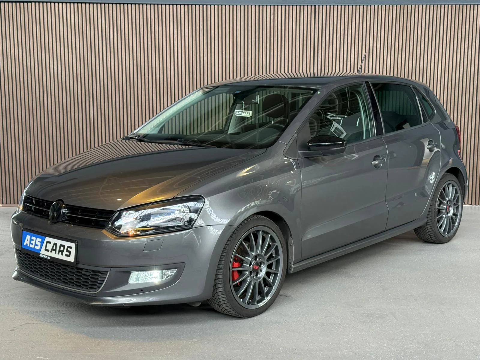 Volkswagen Polo (2012) — foto 1
