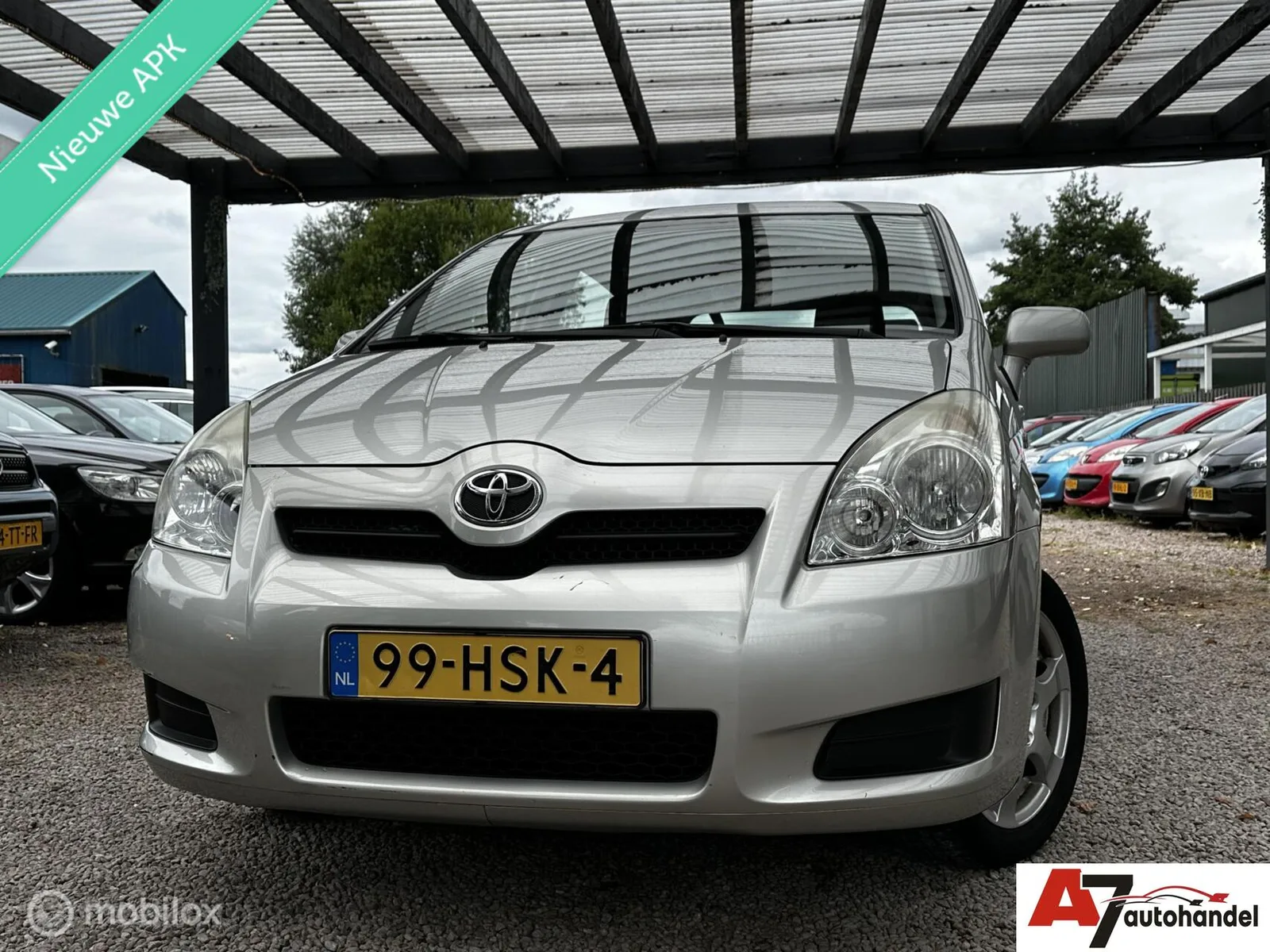 Toyota Verso (2009) — foto 1