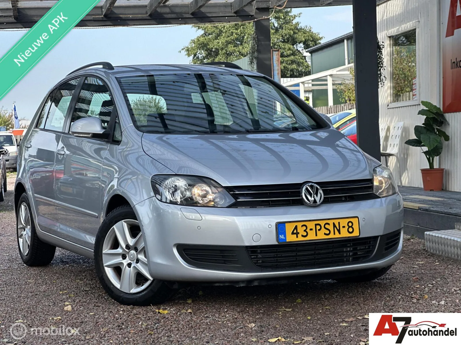 Volkswagen Golf Plus (2009) — foto 1