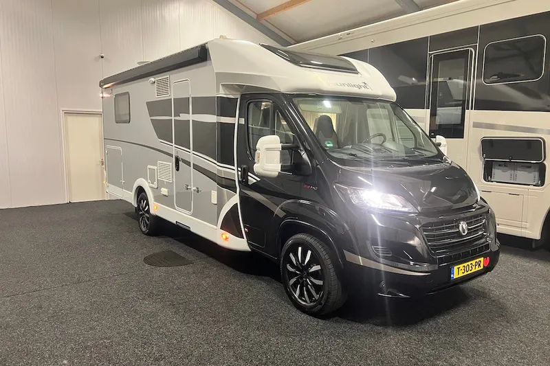 Sunlight LMC Cruiser (2020)