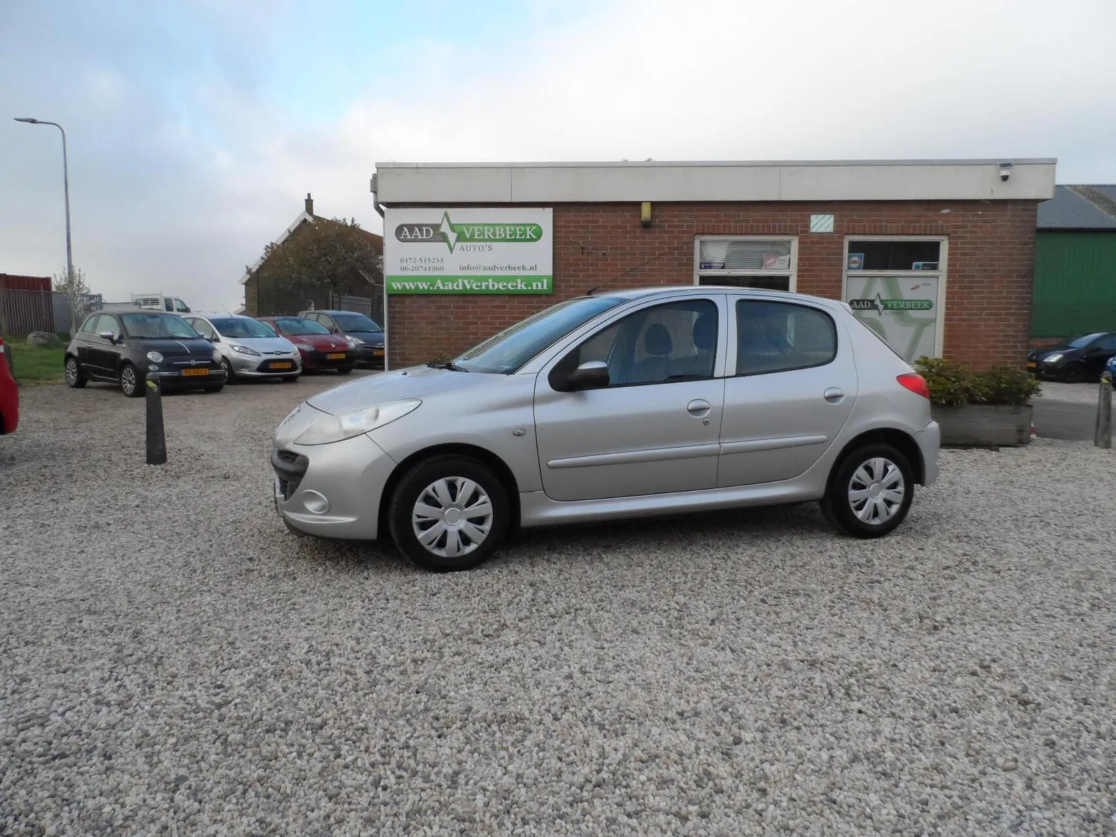 Peugeot 206 (2010) — foto 1