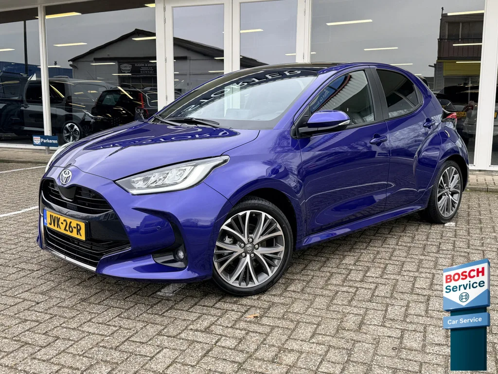 Toyota Yaris (2024) — foto 1