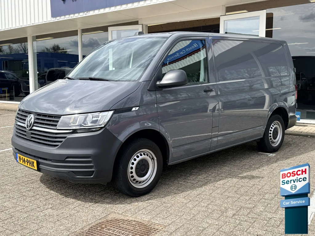 Volkswagen Transporter (2024) — foto 1