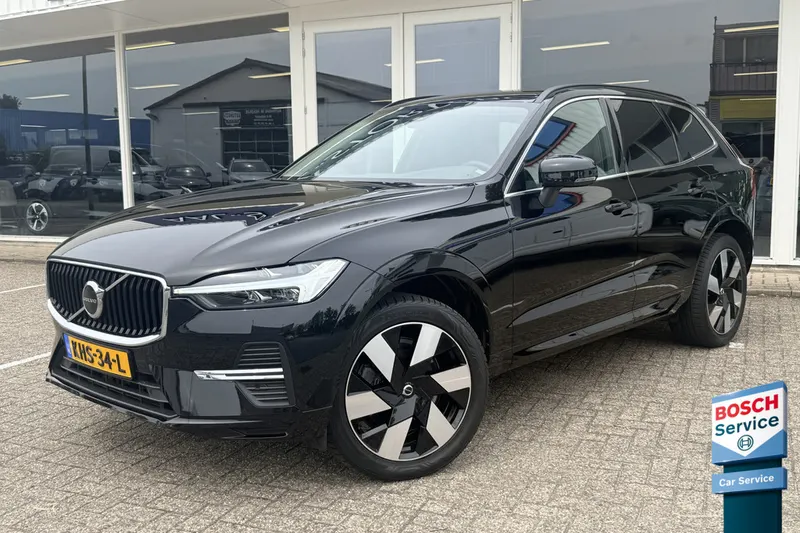 Volvo XC60 (2023)