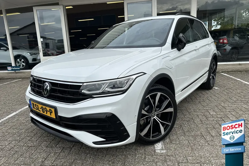 Volkswagen Tiguan (2023)