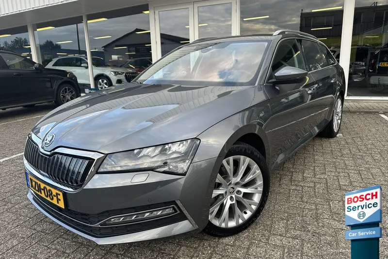 Škoda Superb (2022)