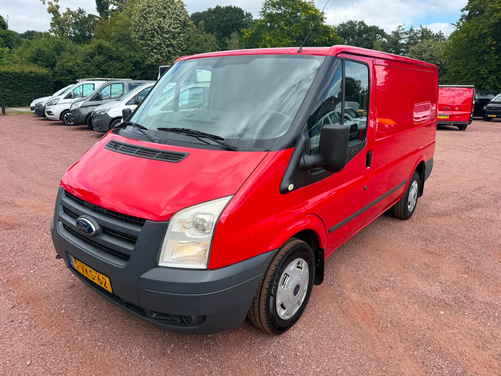 Ford Transit (2010) — foto 1