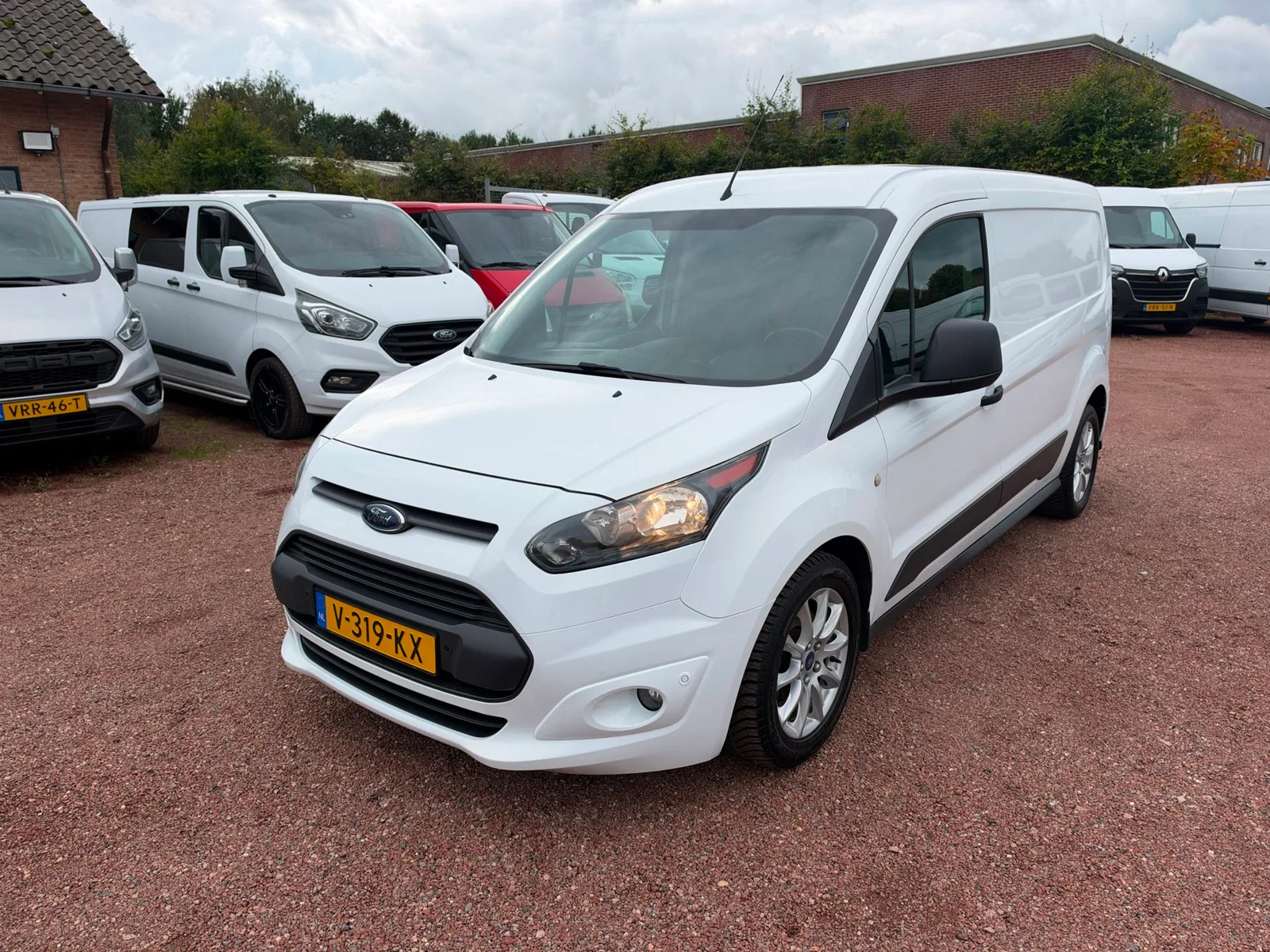 Ford Transit Connect (2017) — foto 1