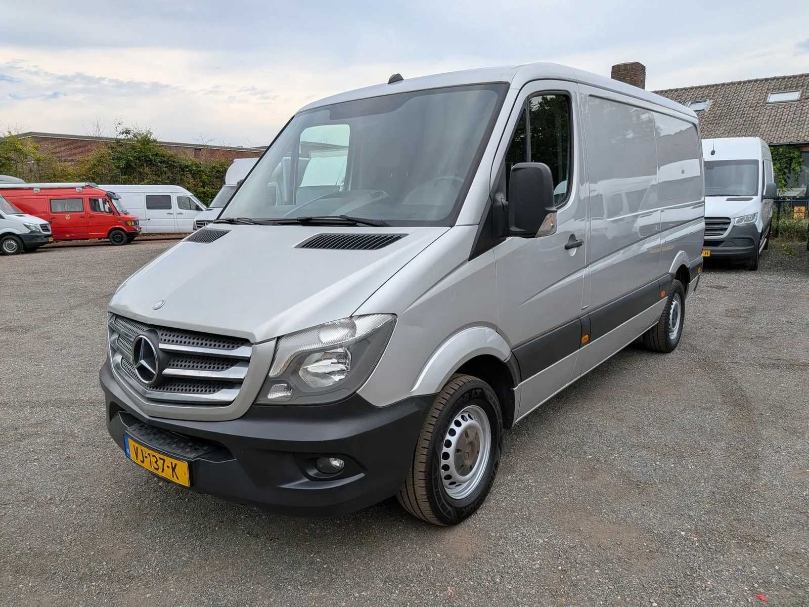 Mercedes-Benz Sprinter (2014) — foto 1