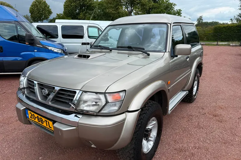 Nissan Patrol GR (2002)