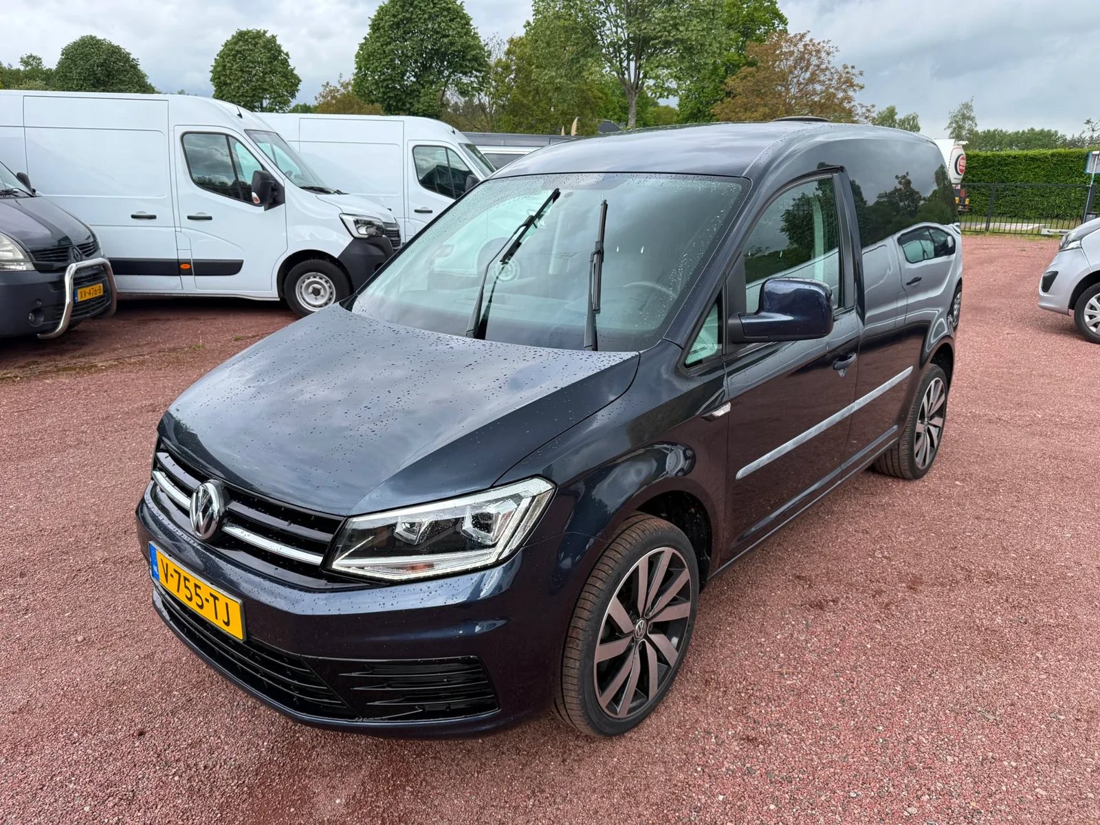 Volkswagen Caddy (2018) — foto 1