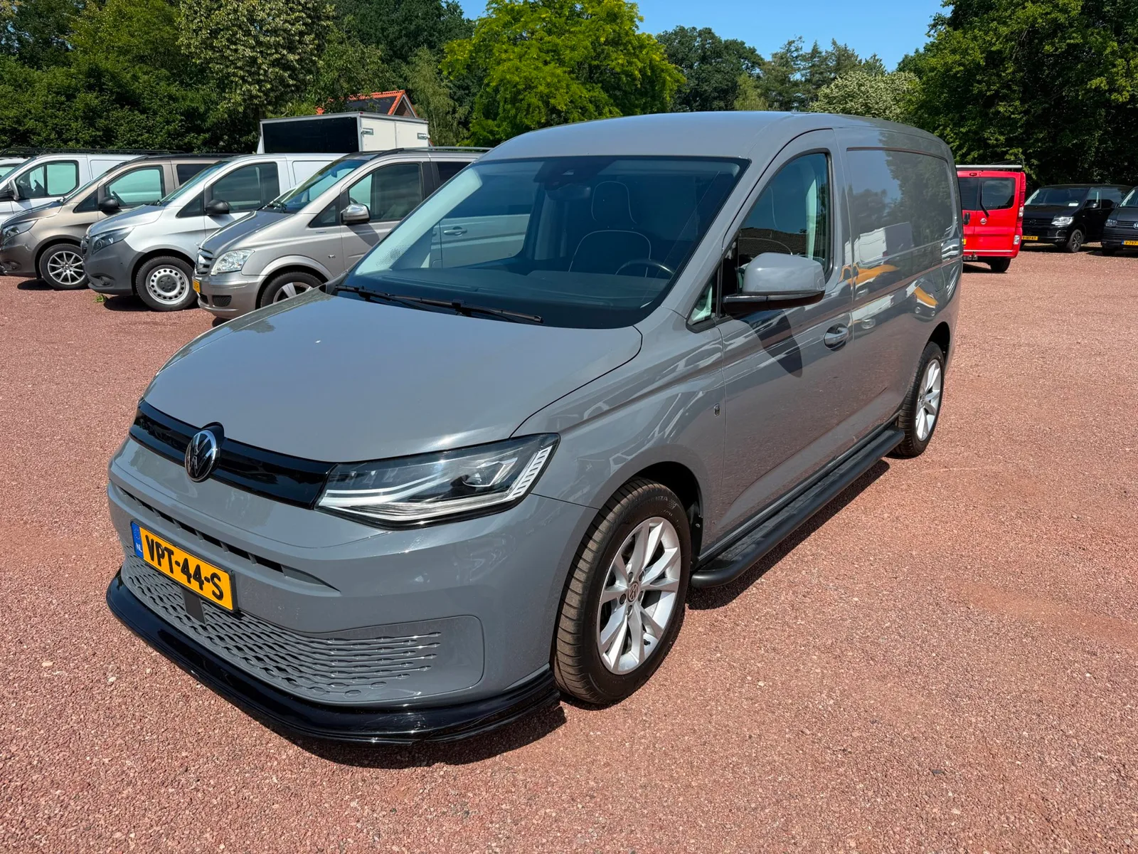 Volkswagen Caddy (2021) — foto 1
