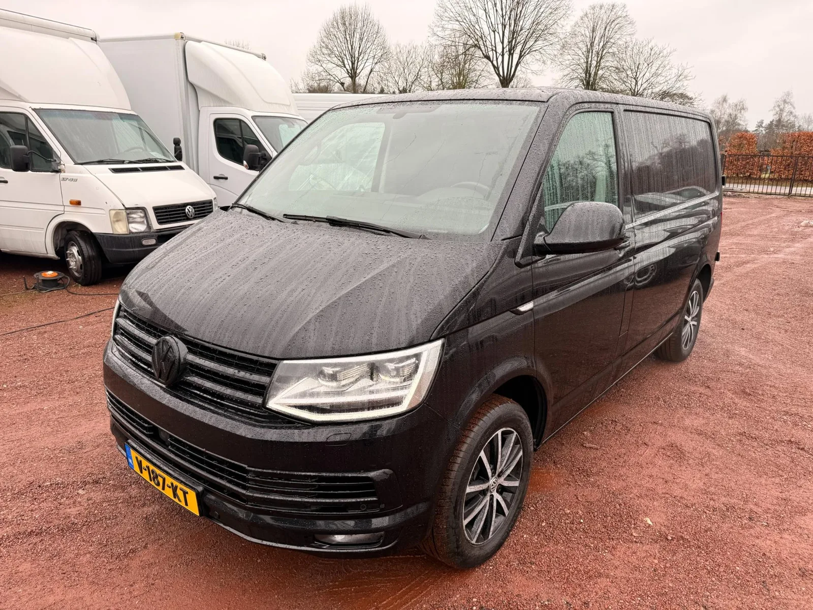 Volkswagen Transporter (2018) — foto 1
