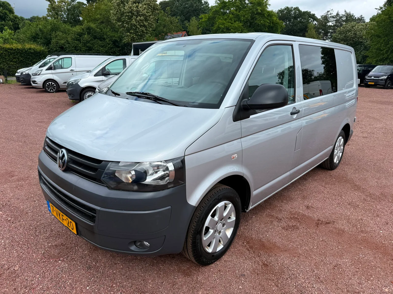 Volkswagen Transporter (2010) — foto 1
