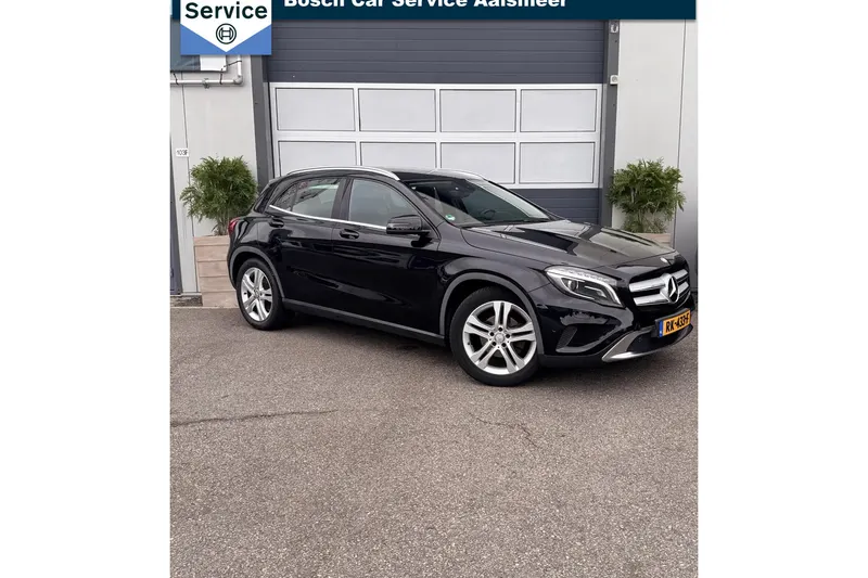 Mercedes-Benz GLA (2016)