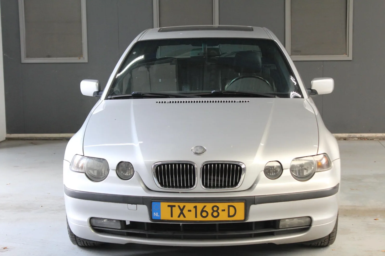 BMW 3-Serie (2001) — foto 1