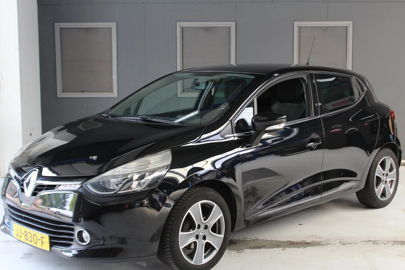 Renault Clio (2016) — foto 1