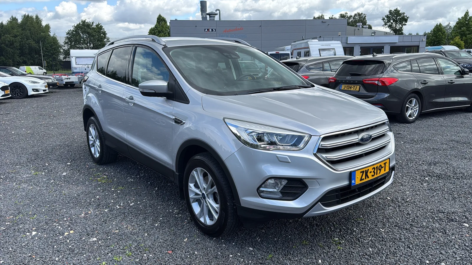 Ford Kuga (2019) — foto 1