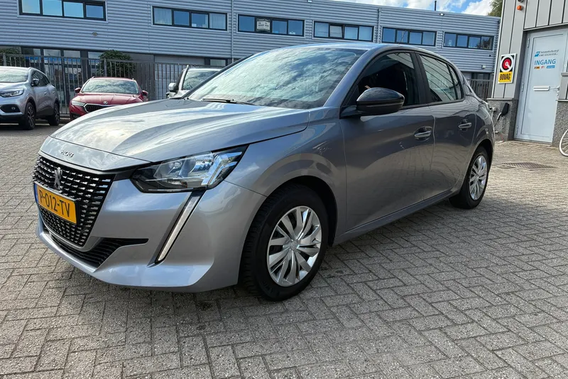 Peugeot 208 (2022)