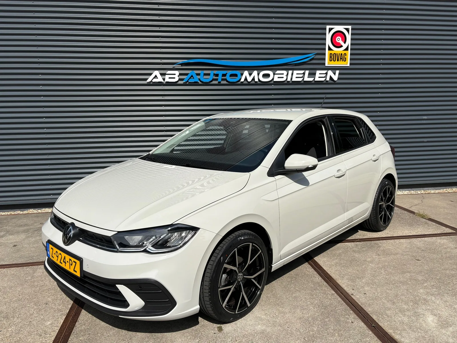 Volkswagen Polo (2024) — foto 1