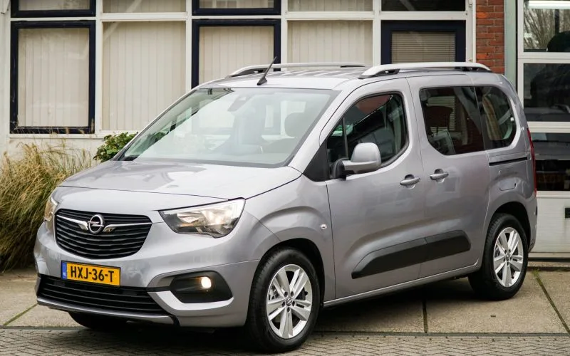 Opel Combo (2019) — foto 1