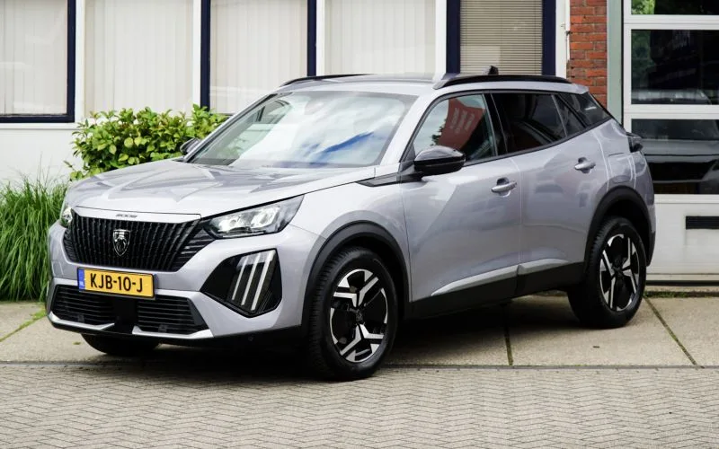 Peugeot 2008 (2025) — foto 1