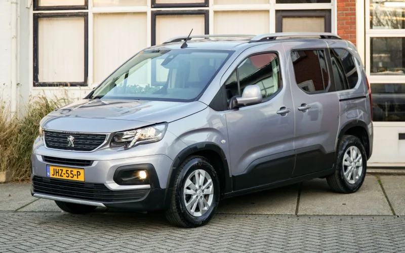 Peugeot Rifter (2020) — foto 1