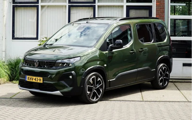 Peugeot Rifter (2024) — foto 1