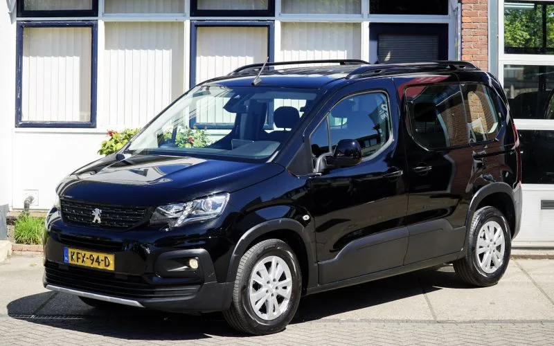Peugeot Rifter (2023) — foto 1