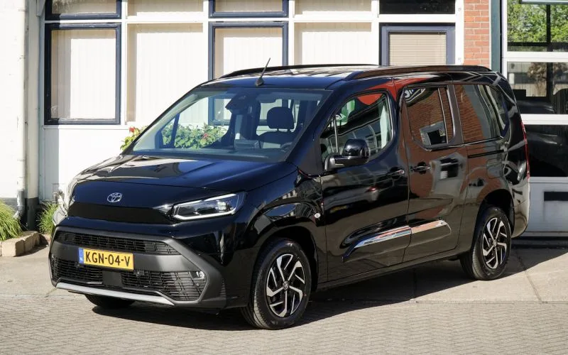 Toyota Proace (2025) — foto 1