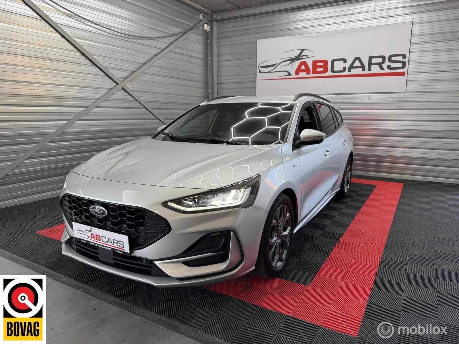 Ford Focus (2023) — foto 1