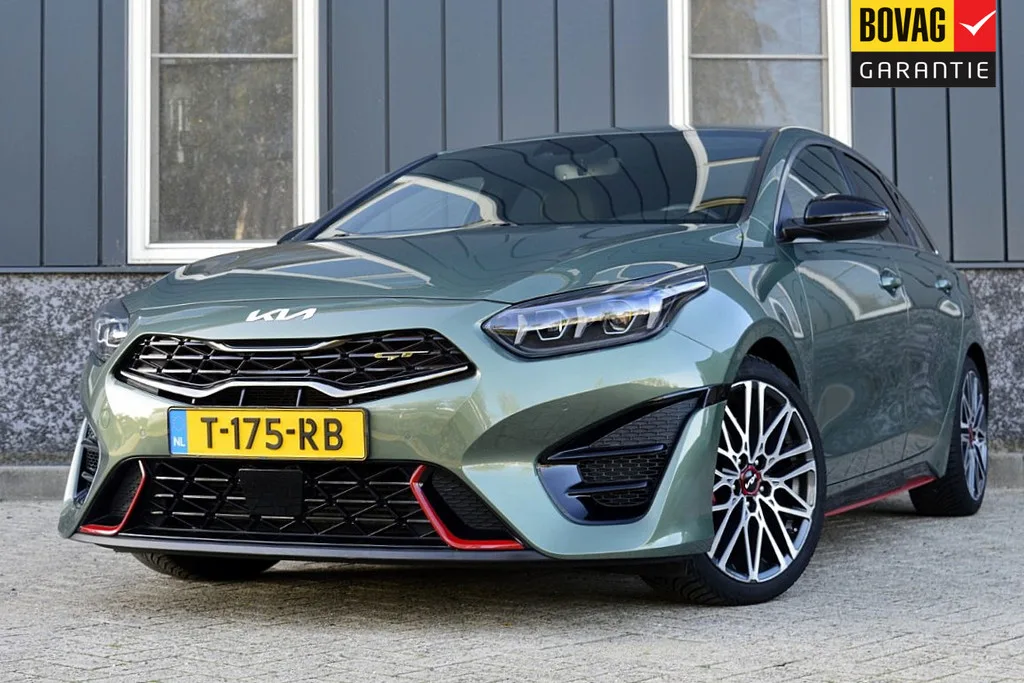 Kia ProCeed (2023) — foto 1