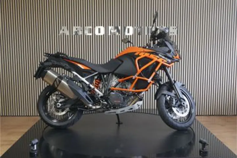 KTM 1050 Adventure (2016)