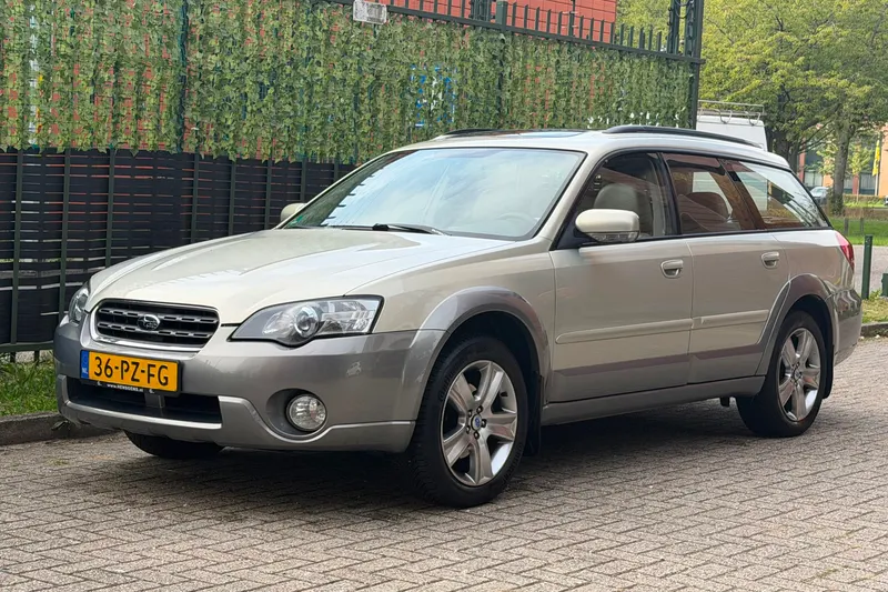 Subaru Outback (2005)