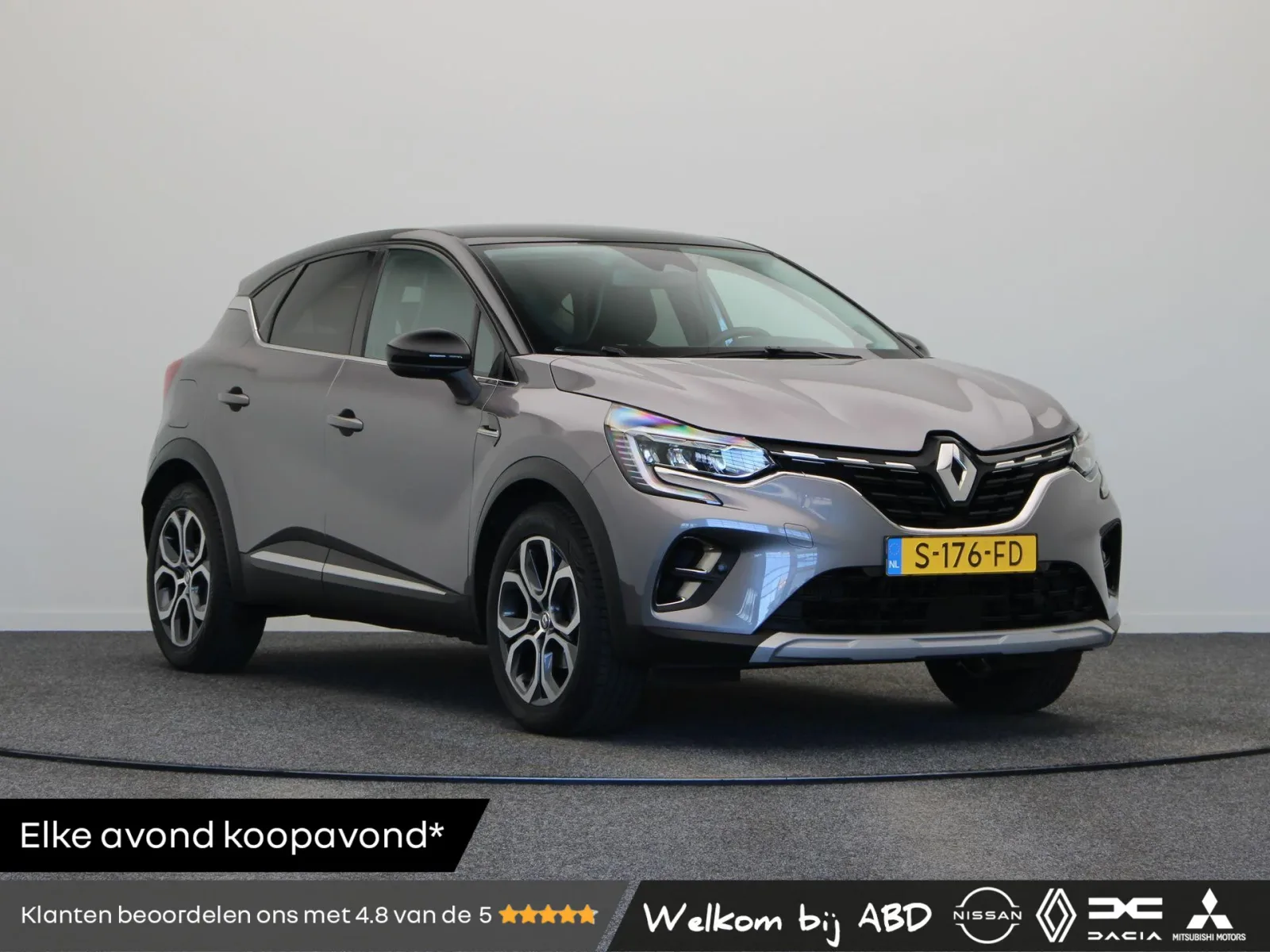 Renault Captur (2022) — foto 1