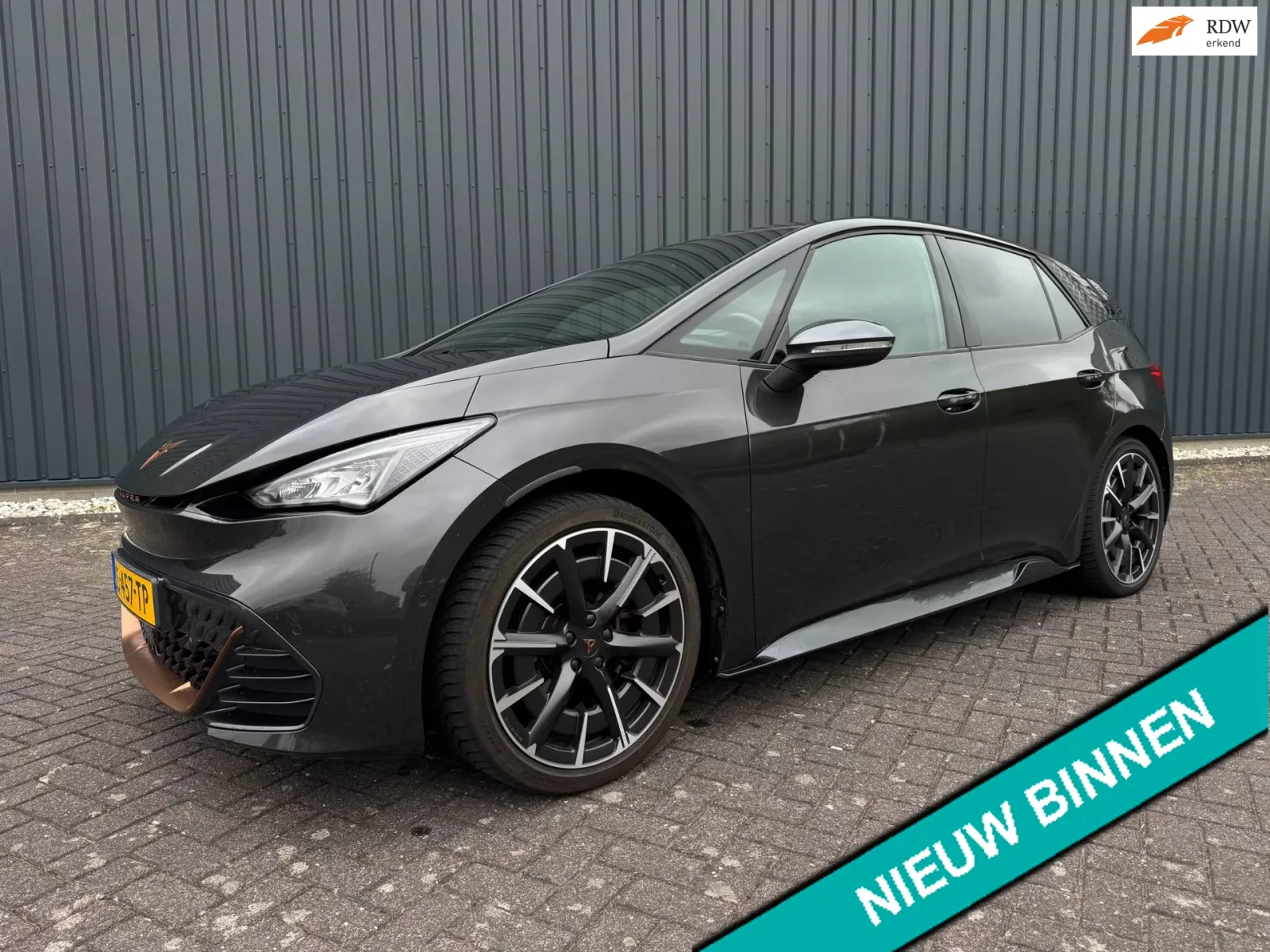 CUPRA Born (2022) — foto 1