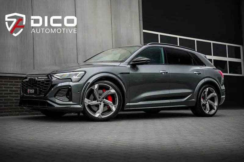 Audi SQ8 e-tron (2024)