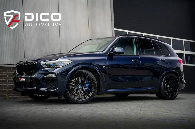BMW X5 (2021)