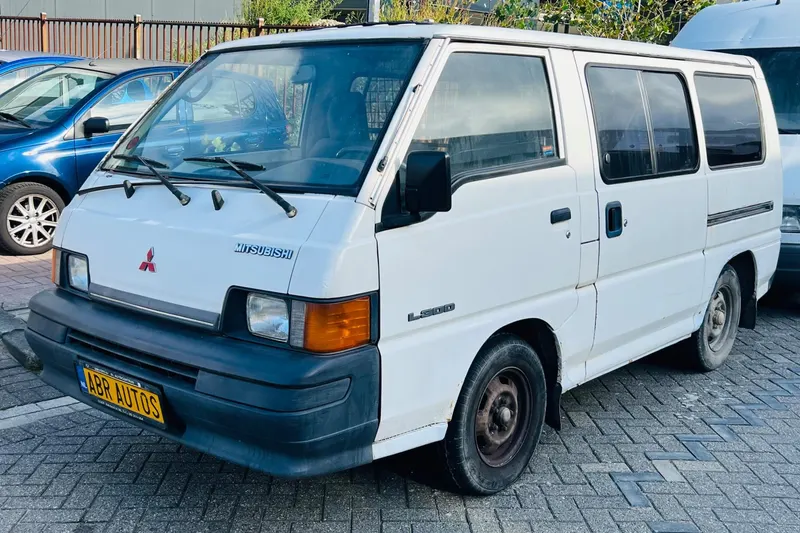 Mitsubishi L 300 (1998)