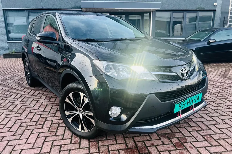 Toyota RAV4 (2014)
