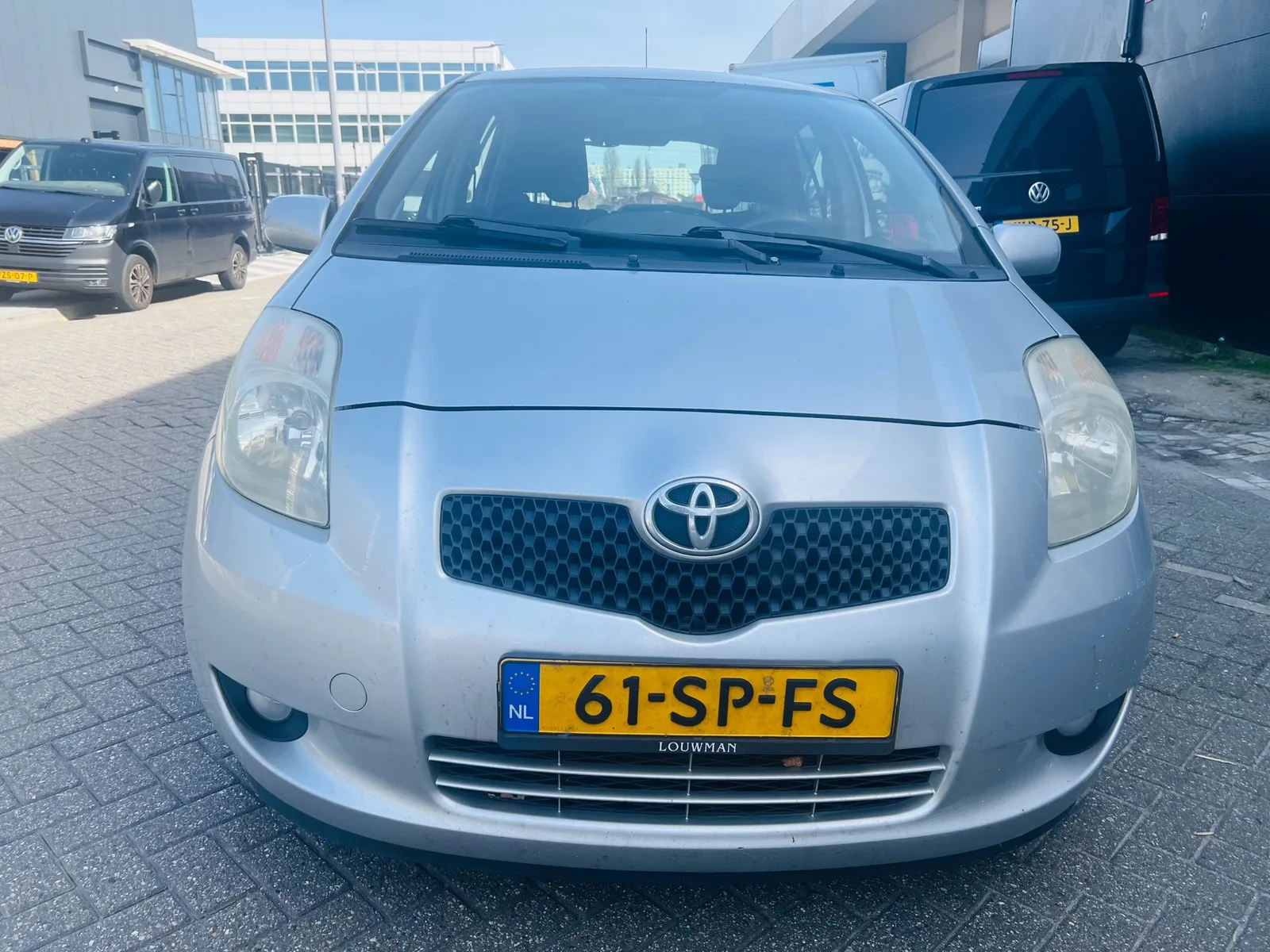 Toyota Yaris (2006) — foto 1